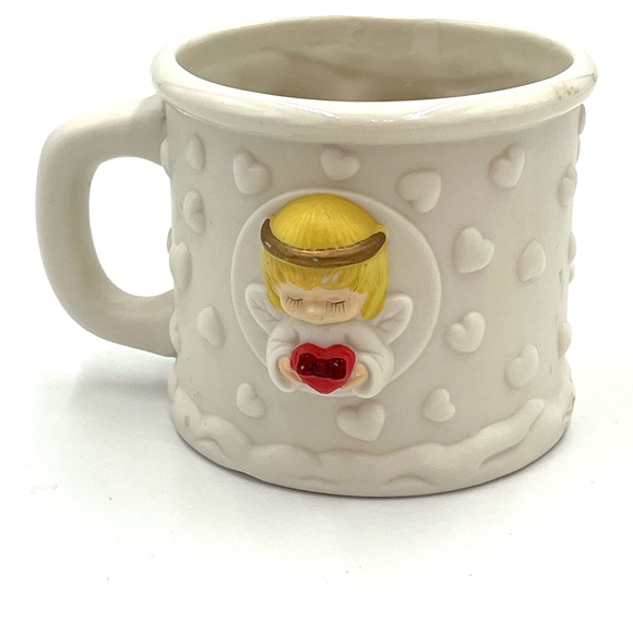Vintage Hallmark Licensing Inc. Holiday 3D Love Praying Angels Bisque Large Mug - Picture 3 of 8